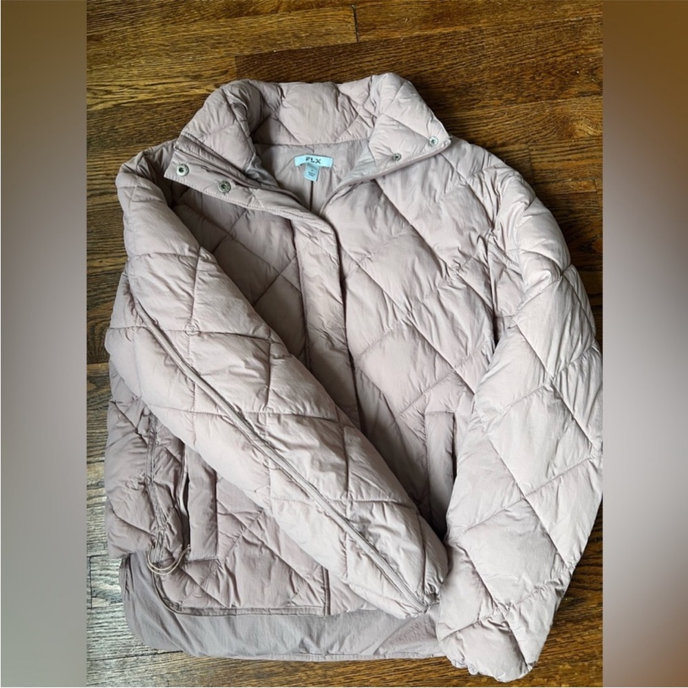 Women's Puffer Jacket in Soft Pink